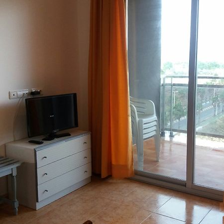 אורופסה דל מר Apartamentos Acropolis 3000 מראה חיצוני תמונה